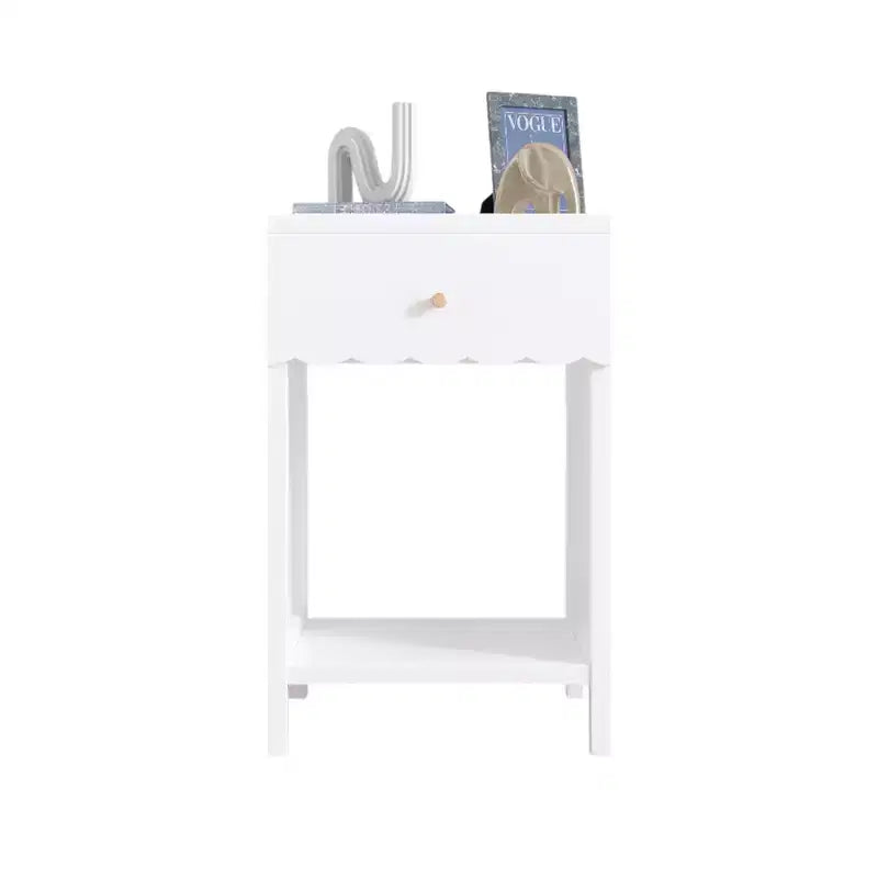 Comodino Moderno Bianco con Cassetto e Ripiano Aperto, Comodino con Bordo Ondulato per Camera da Letto
