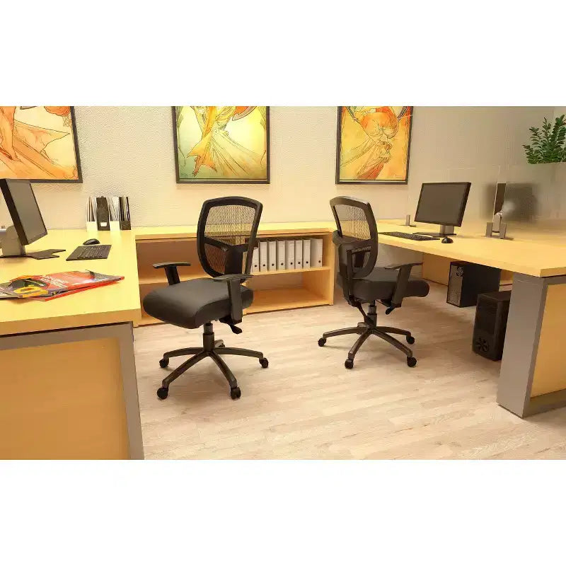 Sedia da ufficio multifunzione nera: schienale ergonomico in mesh, altezza del sedile e girevole regolabili